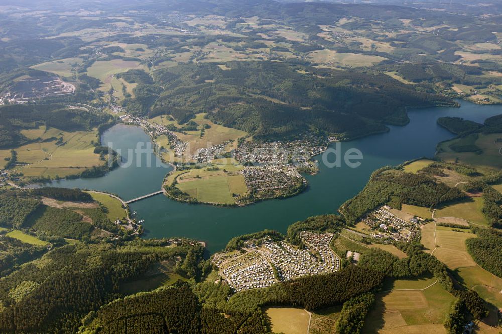 Luftaufnahme ATTENDORN - Der Biggesee (auch Biggetalsperre) - ein Stausee im Kreis Olpe in Nordrhein-Westfalen