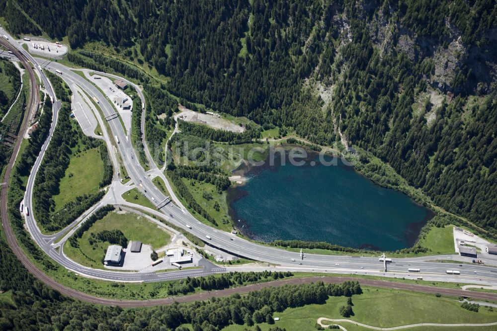 Gries am Brenner aus der Vogelperspektive: Der Brennersee in Tirol in Österreich