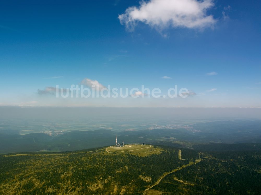 Wernigerode aus der Vogelperspektive: Der Brocken im Harz im Bundesland Sachsen-Anhalt