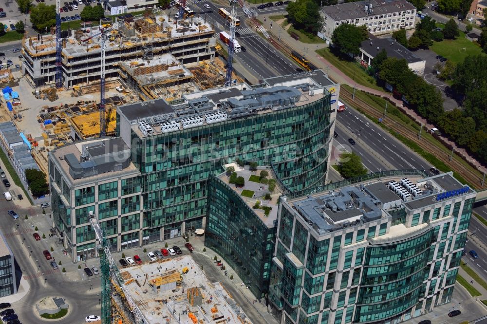 Warschau von oben - Der Bürokomplex New City im Bezirk Mokotow in Warschau in Polen