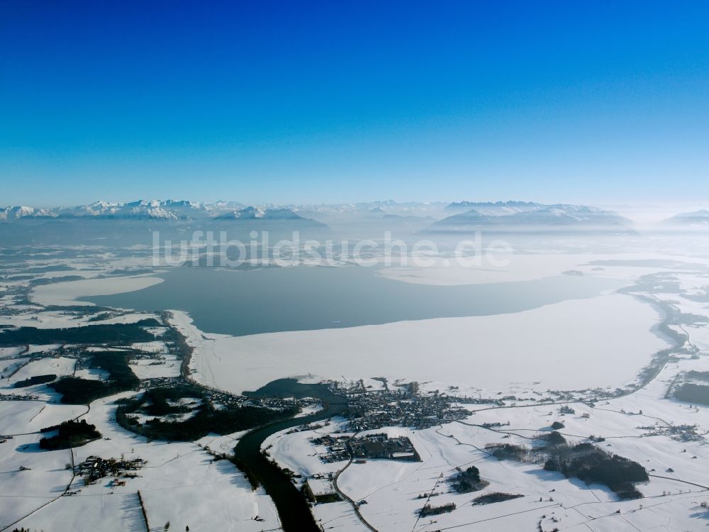 Chiemsee aus der Vogelperspektive: Der Chiemsee im Bundesland Bayern