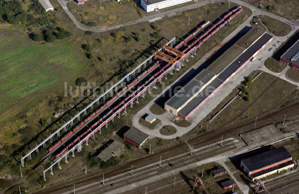 Sassnitz OT Mukran aus der Vogelperspektive: Der Fährbahnhof Mukran in Sassnitz auf Rügen