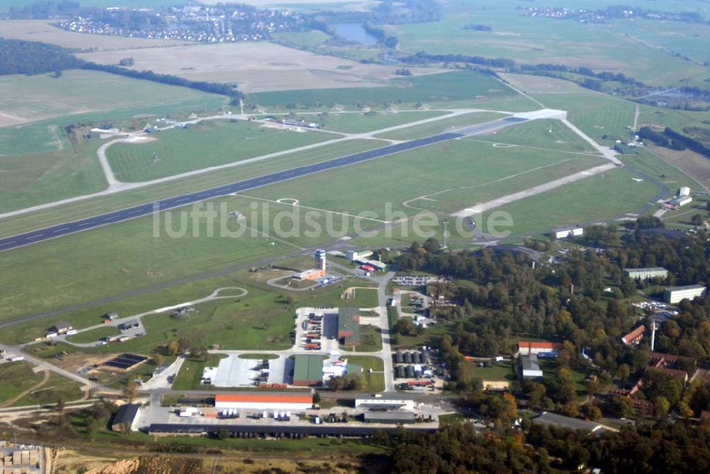 Neubrandenburg aus der Vogelperspektive: Der Flughafen Neubrandenburg-Trollenhagen