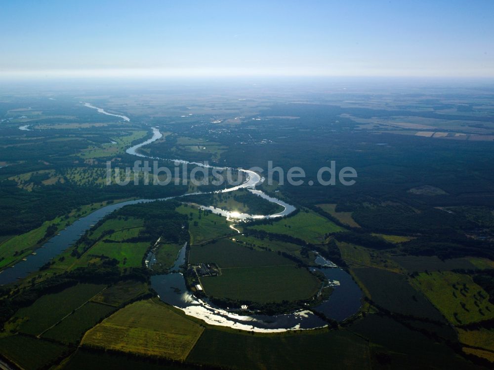 Luftaufnahme Coswig - Der Fluss Elbe und die Alte Elbe in Coswig im Bundesland Sachsen-Anhalt