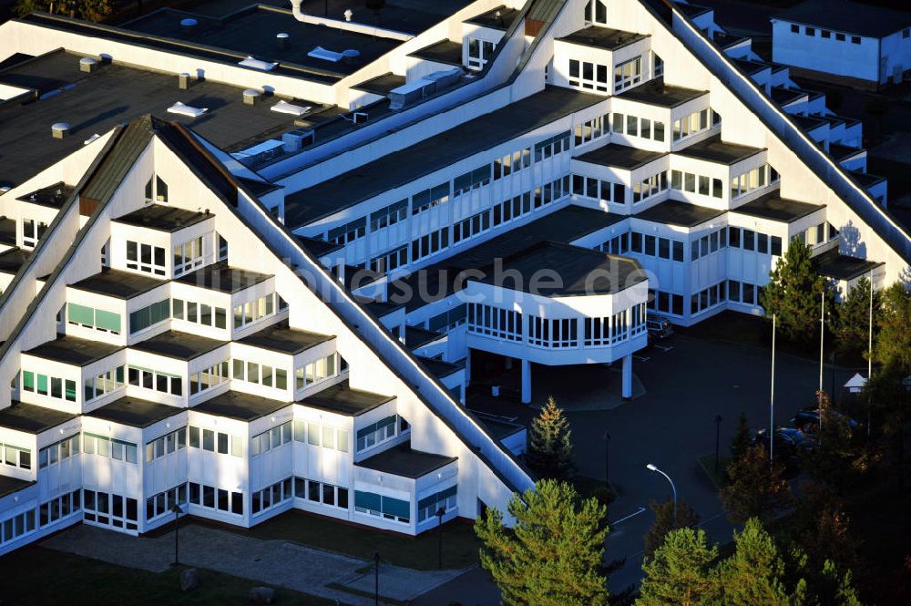 Luftaufnahme Kolkwitz - Der Gebäudekomplex I.T.R. Pyramids im Gewerbegebiet Kolkwitz in Brandenburg