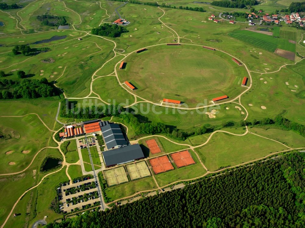 Göhren-Lebbin von oben - Der Golfplatz und Golfclub in der Gemeinde Göhren-Lebbin am Fleesensee im Bundesland Mecklenburg-Vorpommern