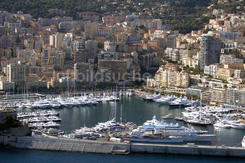 MONACO von oben - Der Hafen am Quai des Etats-Unisund Quai Albert ler im Stadtteil La Condamine von Monaco