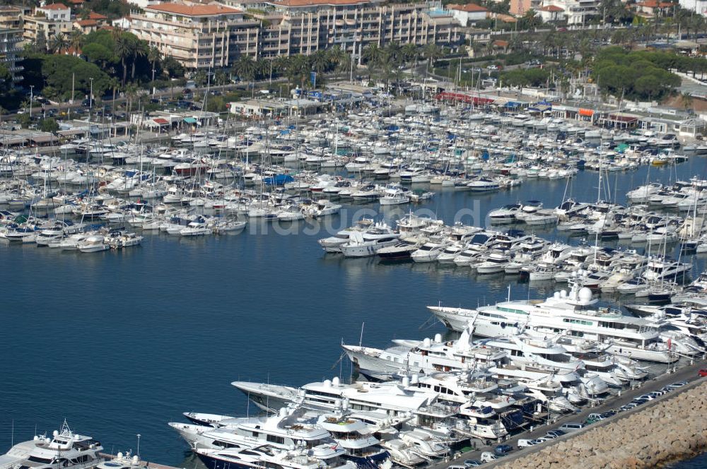 Luftbild Vallauris - Der Hafen im Stadtteil Golfe-Juan in Vallauris