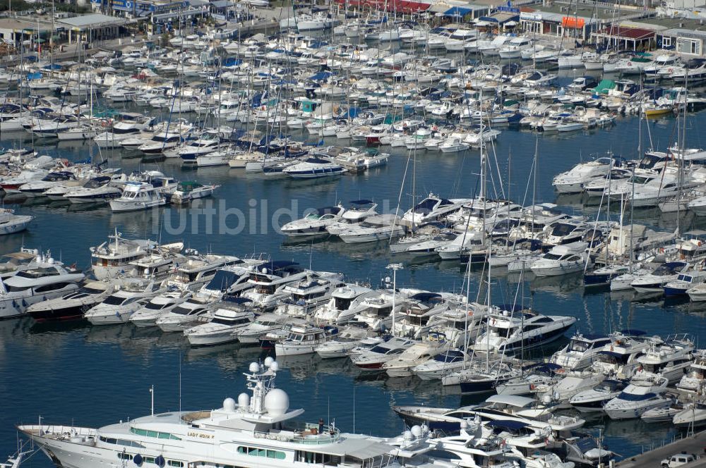 Vallauris von oben - Der Hafen im Stadtteil Golfe-Juan in Vallauris