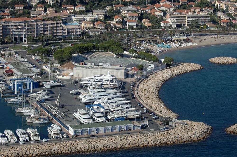 Vallauris aus der Vogelperspektive: Der Hafen im Stadtteil Golfe-Juan in Vallauris