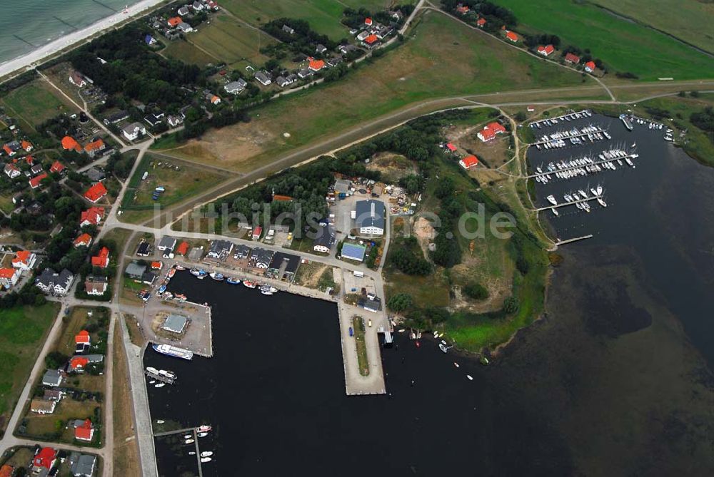 Vitte auf Hiddensee aus der Vogelperspektive: Der Hafen von Vitte auf Hiddensee