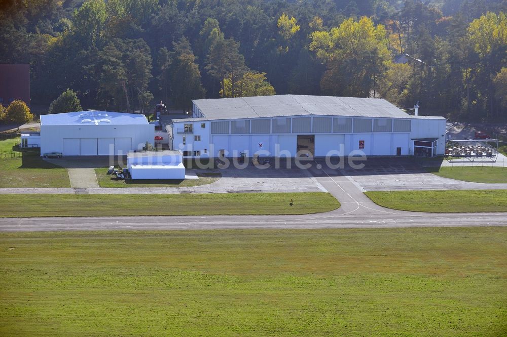 Luftaufnahme Zirchow - Der Hanger 10 auf dem Flugplatz Heringsdorf der Insel Usedom im Bundesland Mecklenburg-Vorpommern