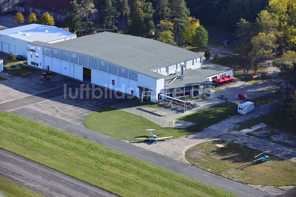 Zirchow aus der Vogelperspektive: Der Hanger 10 auf dem Flugplatz Heringsdorf der Insel Usedom im Bundesland Mecklenburg-Vorpommern