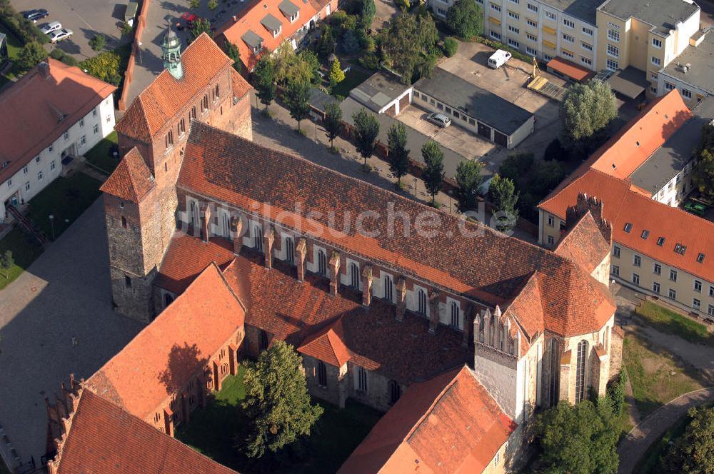 Havelberg aus der Vogelperspektive: Der Havelberger Domkomplex liegt an der Straße der Romanik, die durch Sachsen-Anhalt führt