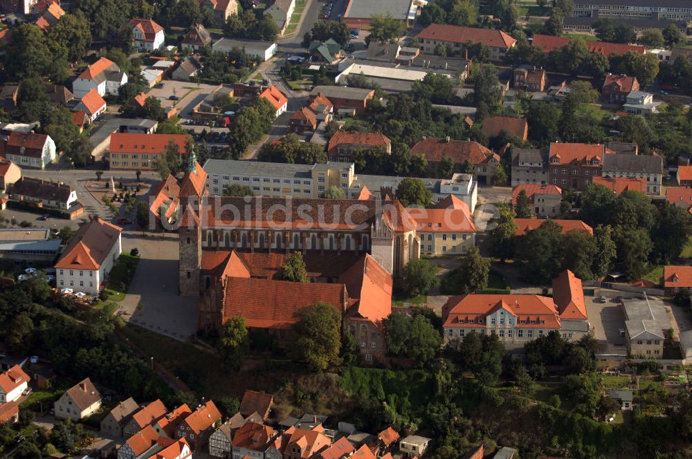 Luftaufnahme Havelberg - Der Havelberger Domkomplex liegt an der Straße der Romanik, die durch Sachsen-Anhalt führt