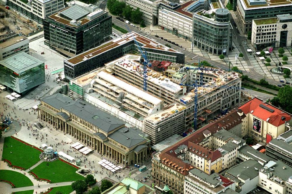 Stuttgart / Baden - Würtemberg Stuttgart / Baden - Würtemberg von oben - Der Königsbau und seine Baustelle 27.08.2005