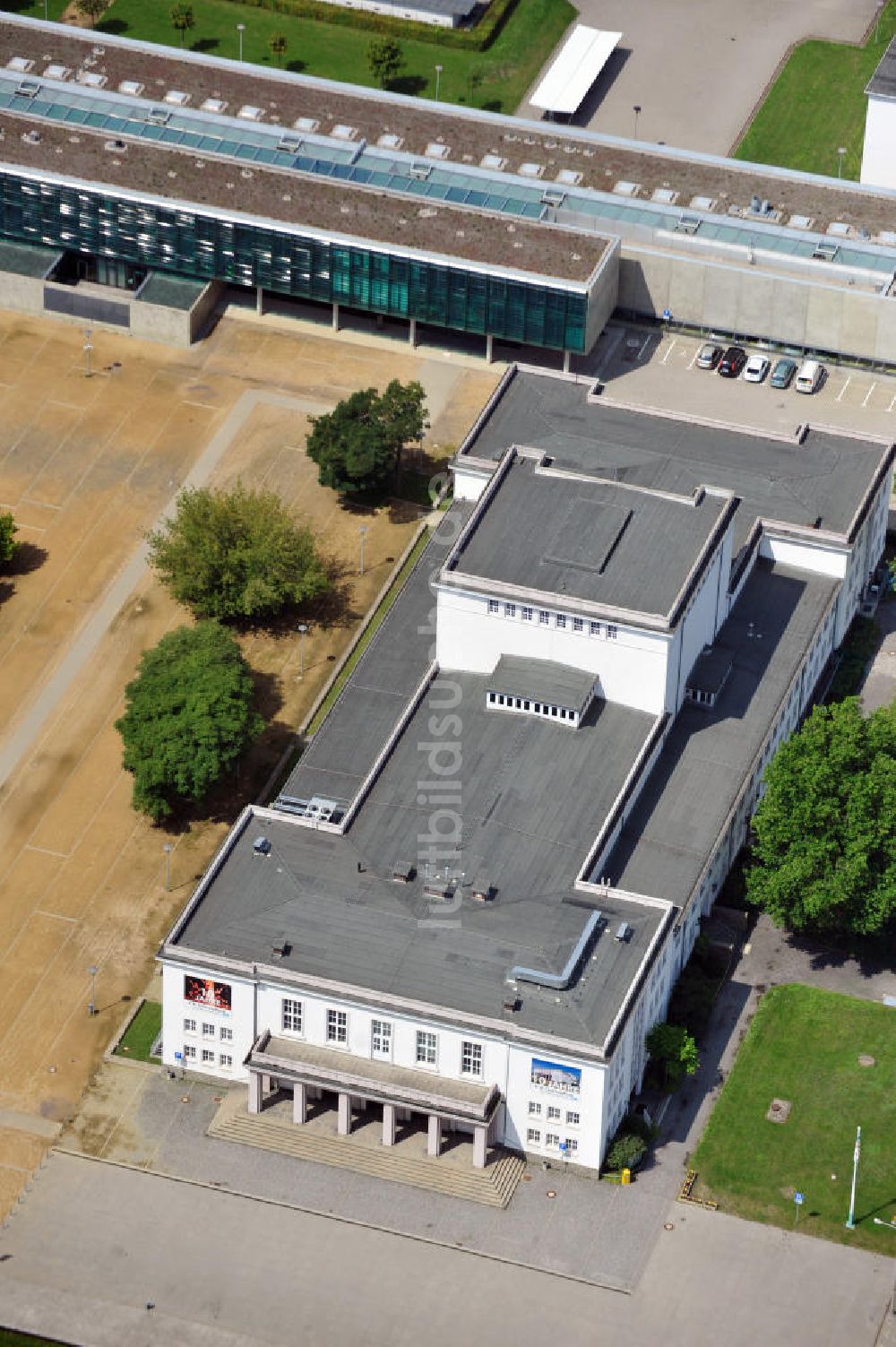 Bitterfeld von oben - Der Kulturpalast Bitterfeld in Bitterfeld-Wolfen in Sachsen-Anhalt