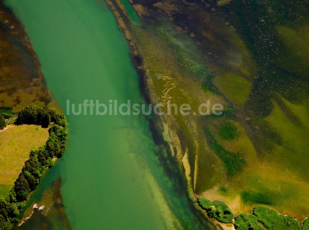 Hohenfurch von oben - Der Lech in der oberbayerischen Gemeinde Hohenfurch im Landkreis Weilheim-Schongau im Bundesland Bayern