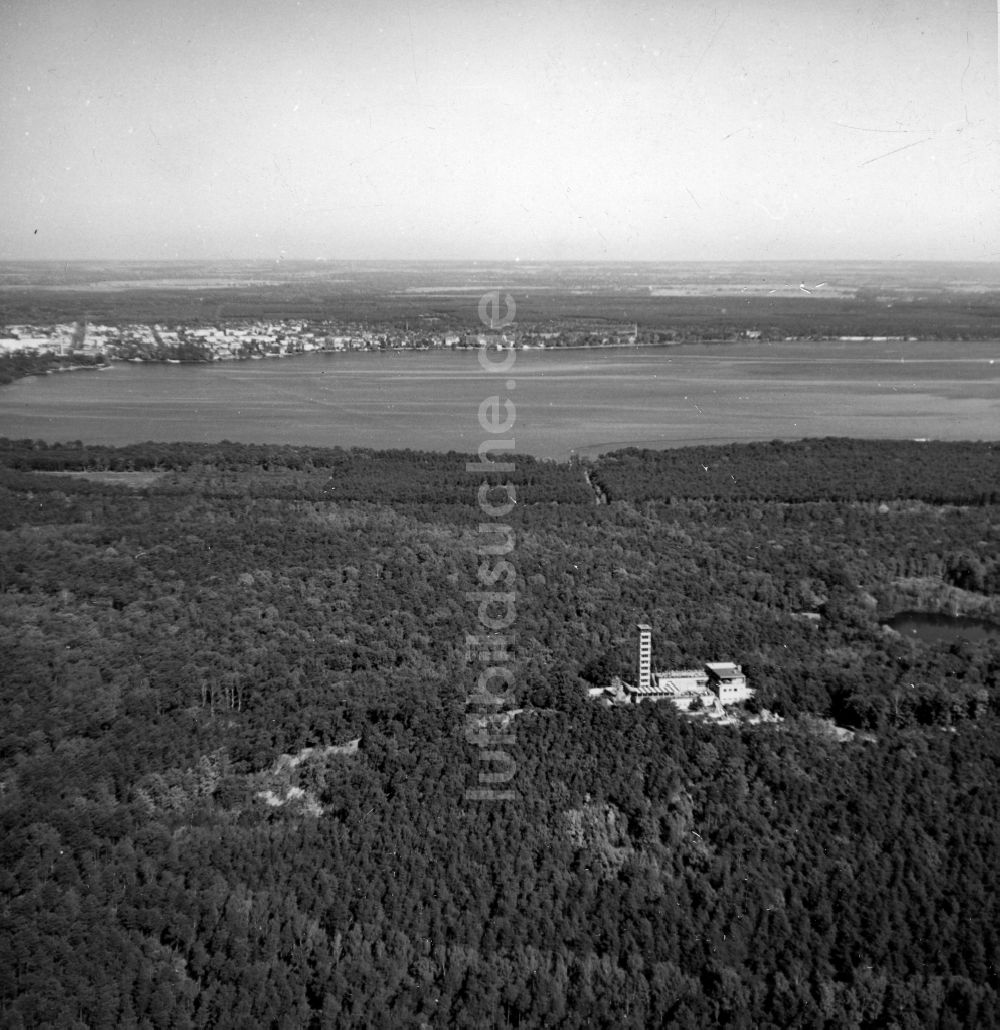 Berlin aus der Vogelperspektive: Der Müggelturm in der Köpenicker Bürgerheide in Berlin im Bundesland Berlin