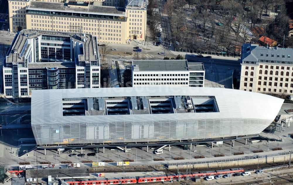 München aus der Vogelperspektive: Der Neubau des Zentralen Omnibusbahnhof in München