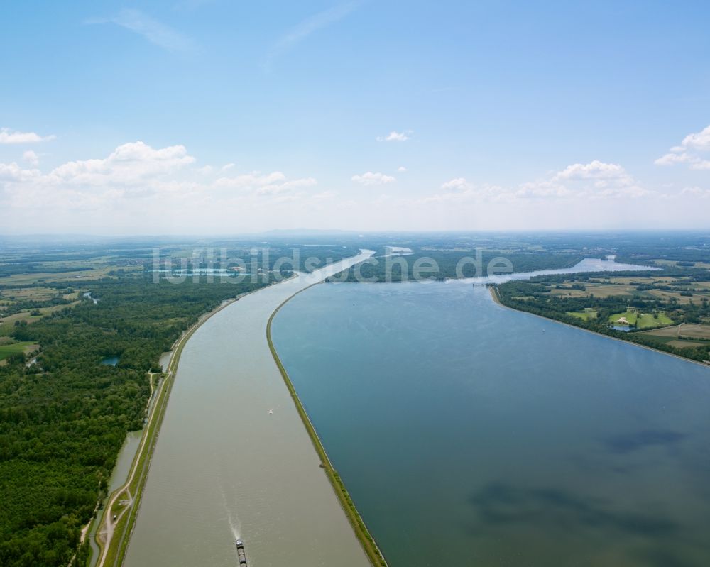 Luftaufnahme Kehl - Der Rhein bei Kehl im Bundesland Baden-Württemberg