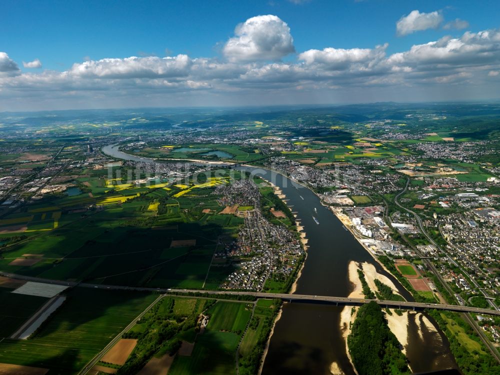 Luftaufnahme Koblenz - Der Rhein in Koblenz im Bundesland Rheinland-Pfalz