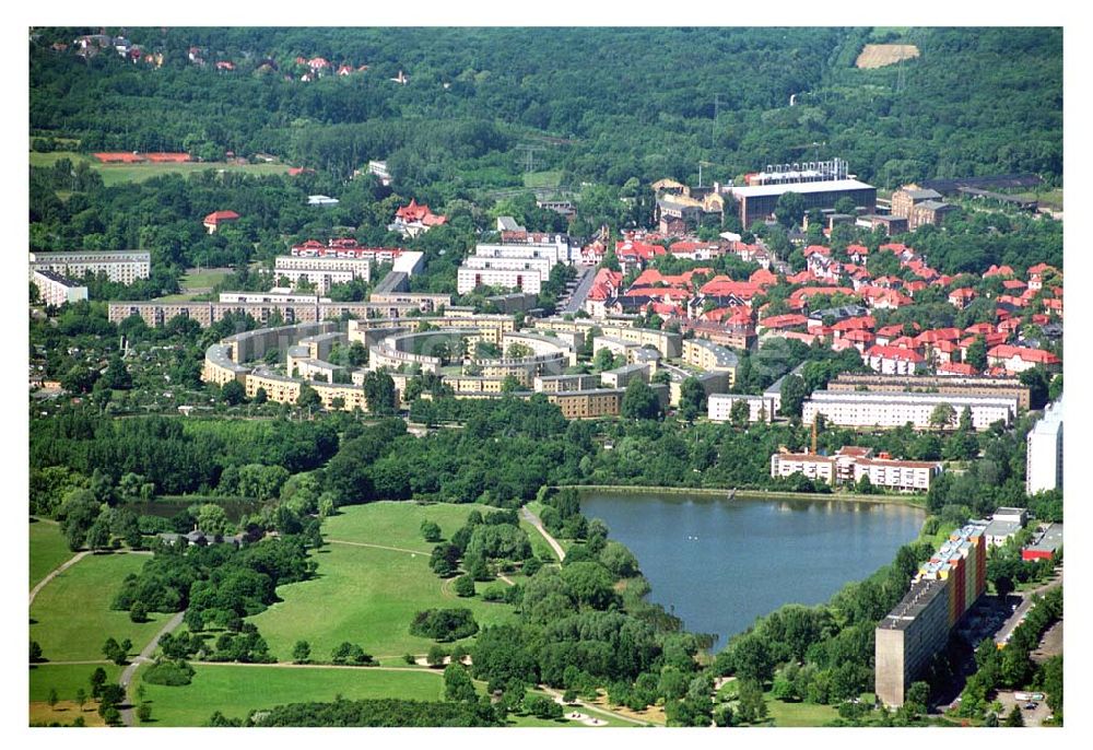 Leipzig aus der Vogelperspektive: Der Rundling in Lössnig - Wohnneubau im Süden von Leipzig