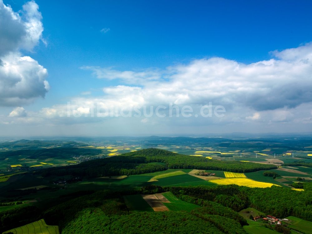 Luftaufnahme Soislieden - Der Soisberg bei Soislieden in den Landkreisen Hersfeld-Rotenburg und Fulda im Bundesland Hessen