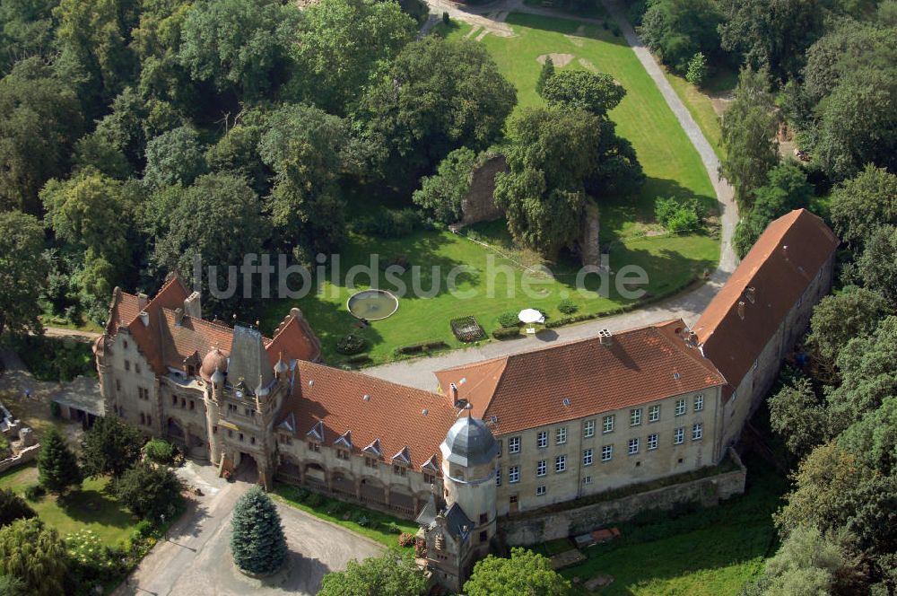 Luftaufnahme Bebertal (Landkreis Börde) - Der umfangreiche Burgkomplex wurde erstmals Anfang des 13