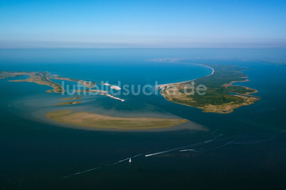 Luftaufnahme Insel Hiddensee - Der Vitter Bodden bei Hiddensee im Bundesland Mecklenburg-Vorpommern