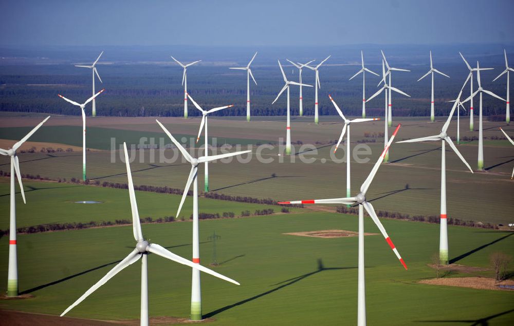 Luftbild Treuenbrietzen - Der Windpark Marzahna in Treuenbrietzen im Naturpark Hoher Fläming