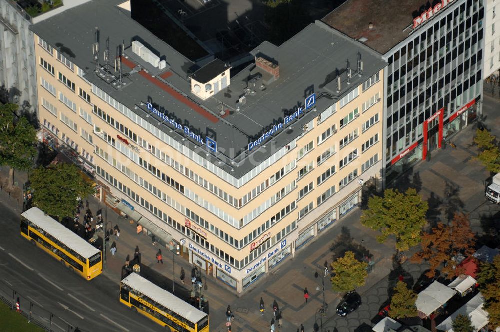 Berlin aus der Vogelperspektive: Deutsche Bank am Wittenbergplatz in Berlin