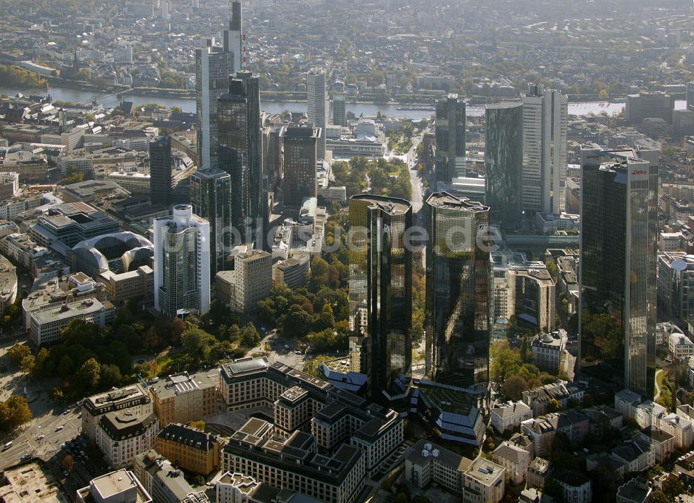 Luftaufnahme Frankfurt am Main - Deutsche Bank Zwillingstower in Frankfurt / Main