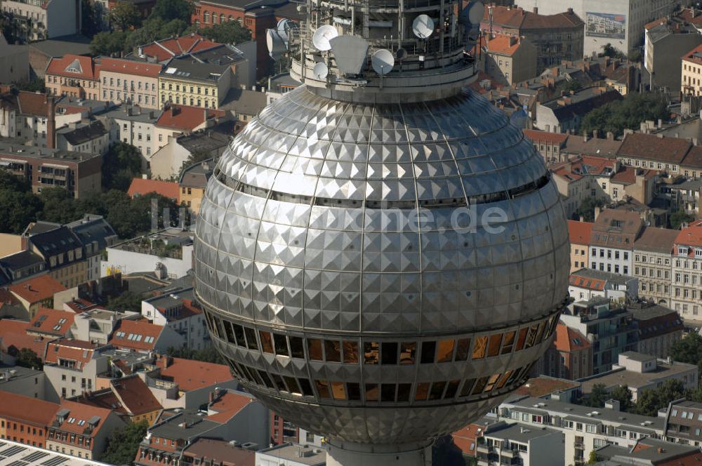 Luftaufnahme Berlin - Deutschlands höchstes Bauwerk wird 40 - Berliner Fernsehturm