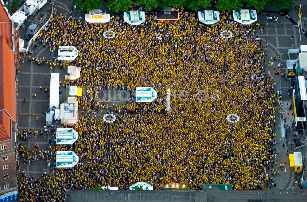 Dortmund von oben - DFB-Pokalfinale Public Viewing in Dortmund im Bundesland Nordrhein-Westfalen, Deutschland
