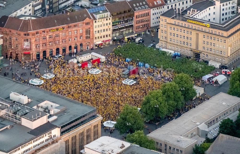 Dortmund aus der Vogelperspektive: DFB-Pokalfinale Public Viewing in Dortmund im Bundesland Nordrhein-Westfalen, Deutschland