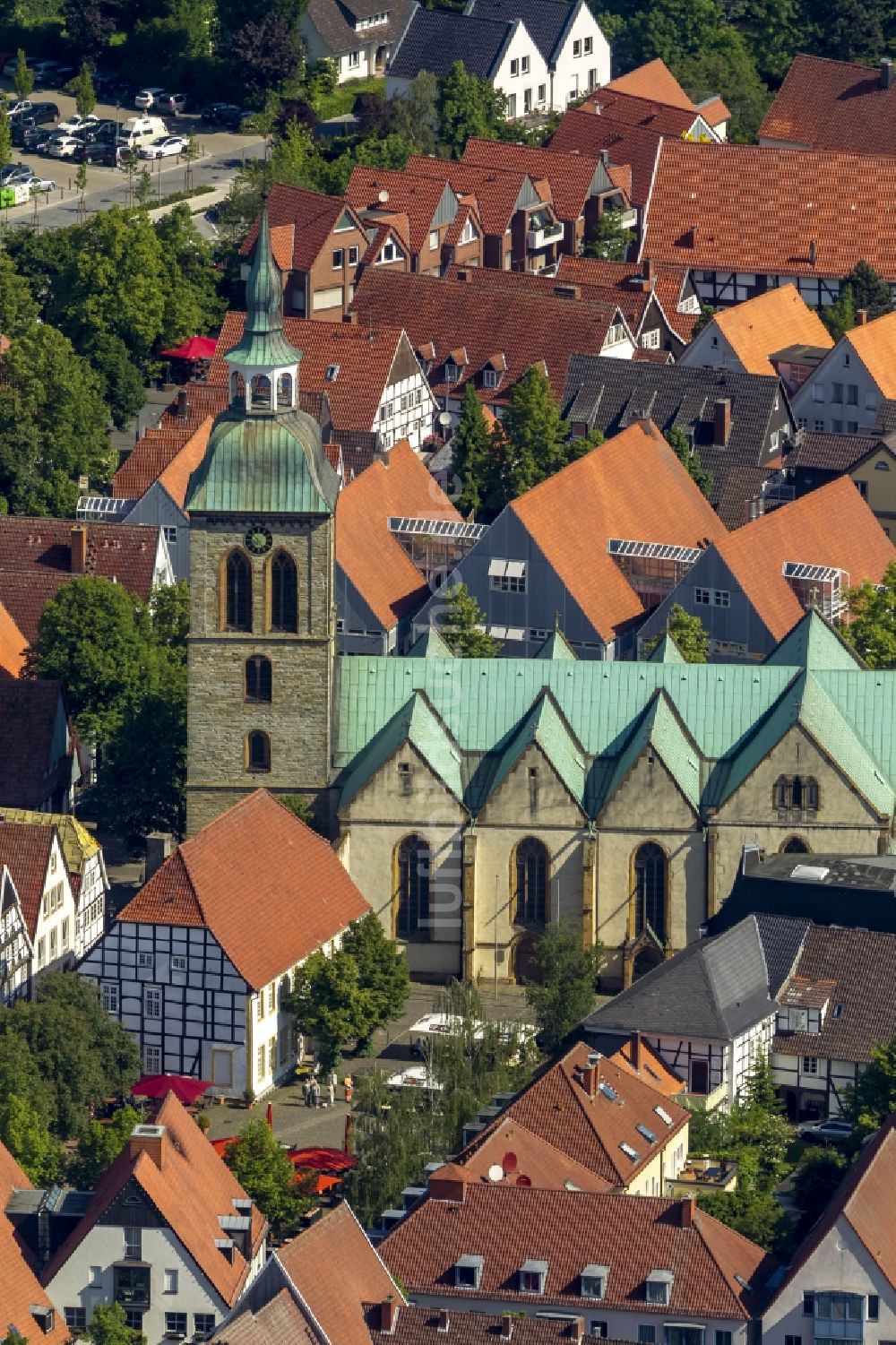 Rheda-Wiedenbrück aus der Vogelperspektive: Die St. Aegidius-Kirche in Rheda-Wiedenbrück im Bundesland Nordrhein-Westfalen