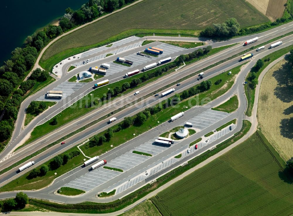 Luftaufnahme Speyer - Die Autbahnraststätten Binshof und Spitzenrheinhof in Speyer im Bundesland Rheinland-Pfalz