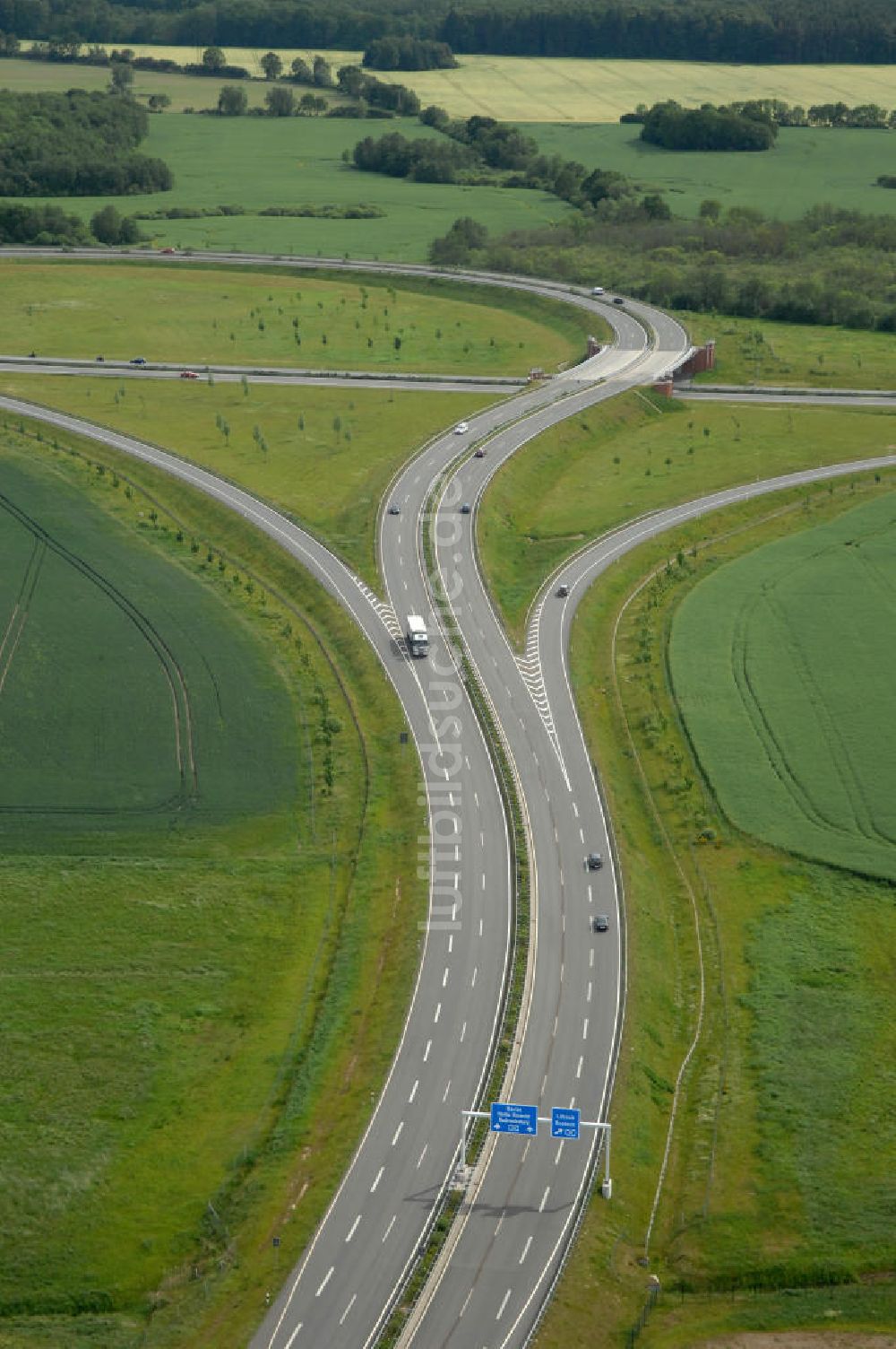 Stralsund von oben - Die Autobahn Anschlussstelle Stralsund