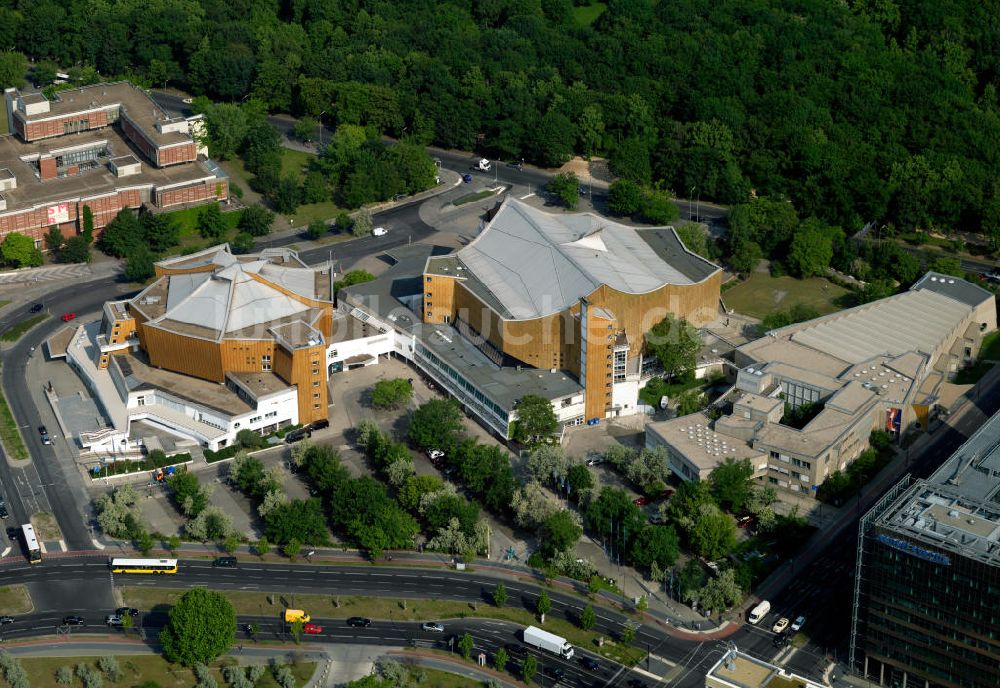 Berlin von oben - Die Berliner Philharmonie und der Kammermusiksaal am Kemperplatz im Berliner Ortsteil Tiergarten