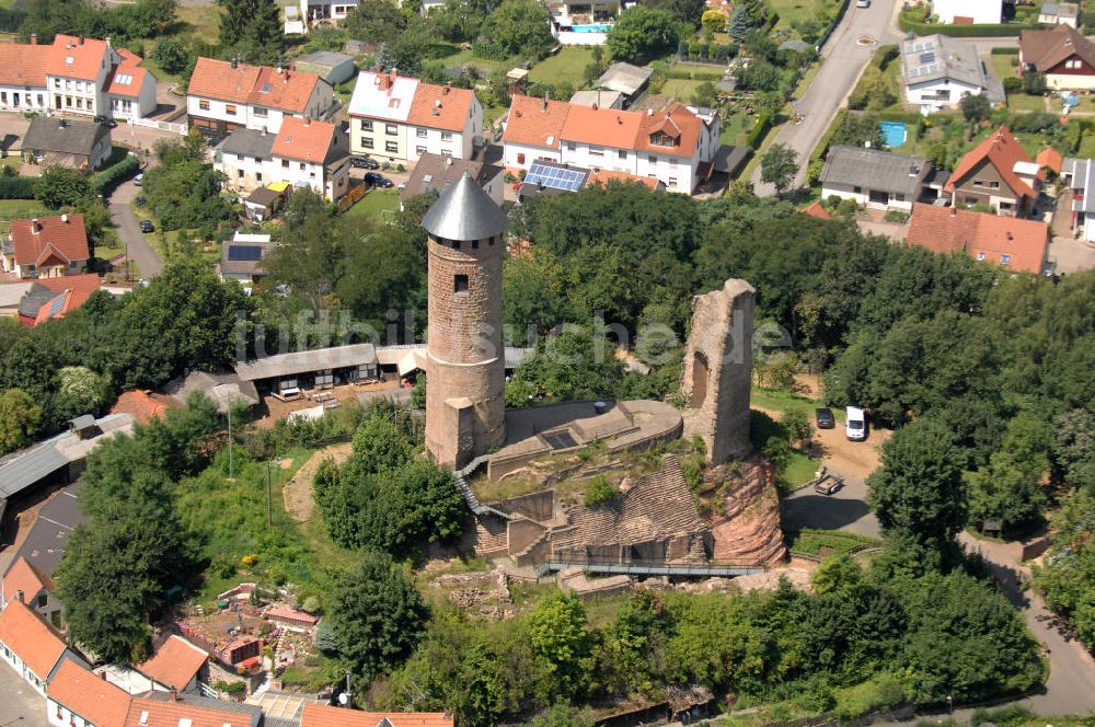 Kirkel aus der Vogelperspektive: Die Burgruine Kirkel