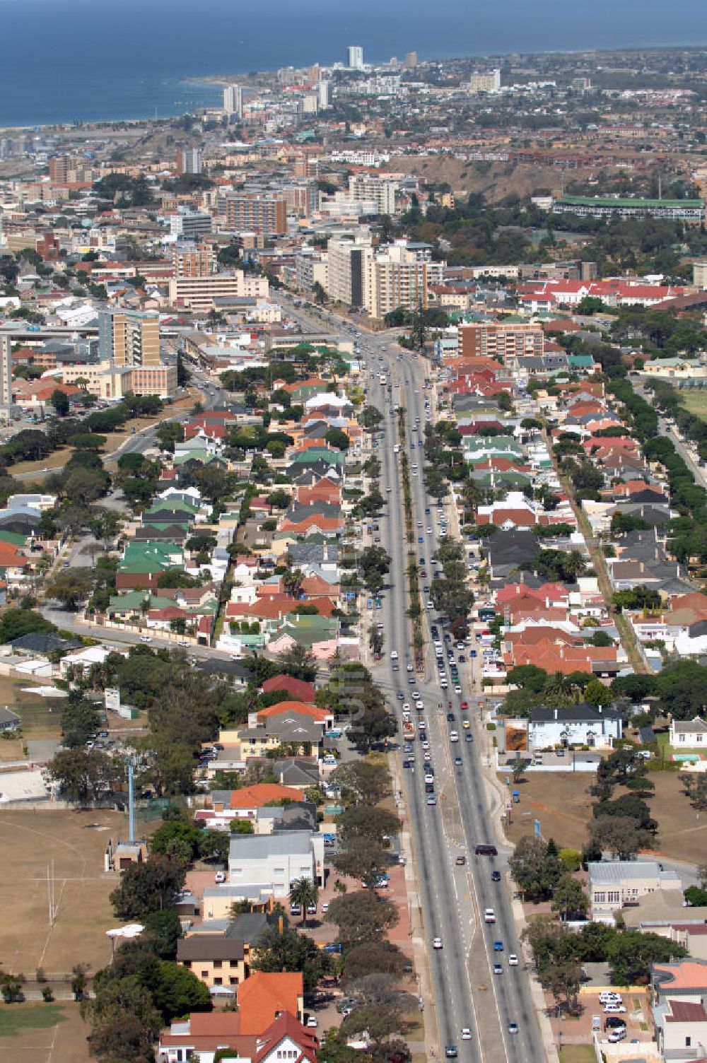 Port Elizabeth von oben - Die Cape Road in Port Elizabeth