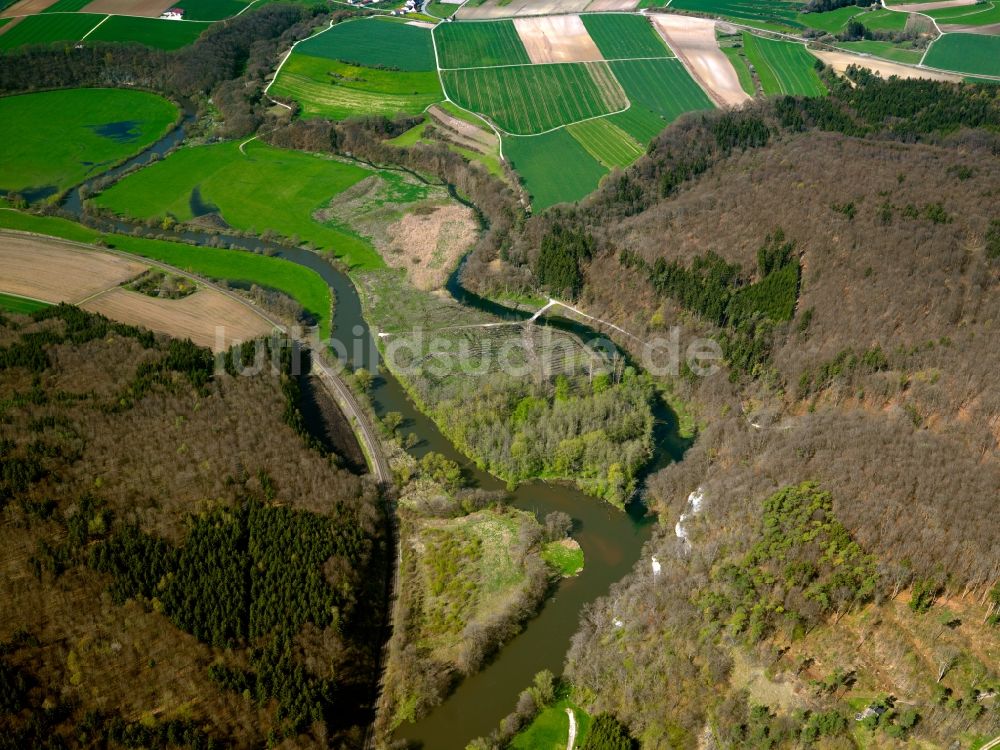 Luftbild Obermarchtal - Die Donau in der Gemeinde Obermarchtal im Donau-Alb-Kreis im Bundesland Baden-Württemberg