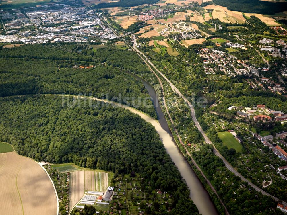 Luftbild Ulm - Die Donau und der Kraftwerkskanal Ulm-Wiblingen im Südwesten von Ulm im Bundesland Baden-Württemberg