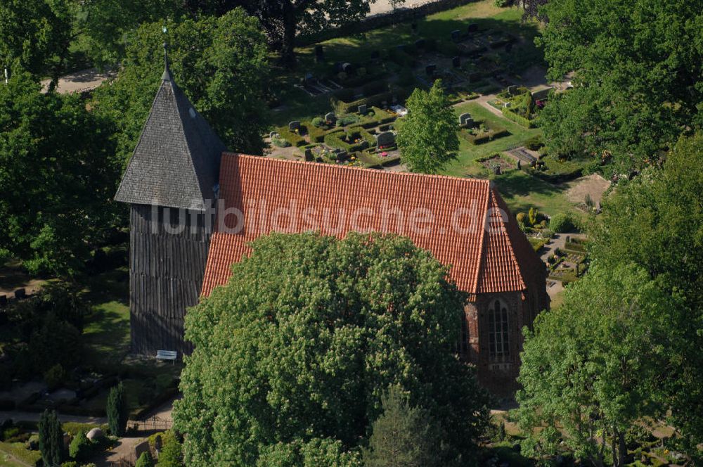 Rethwisch aus der Vogelperspektive: Die Dorfkirche Rethwisch