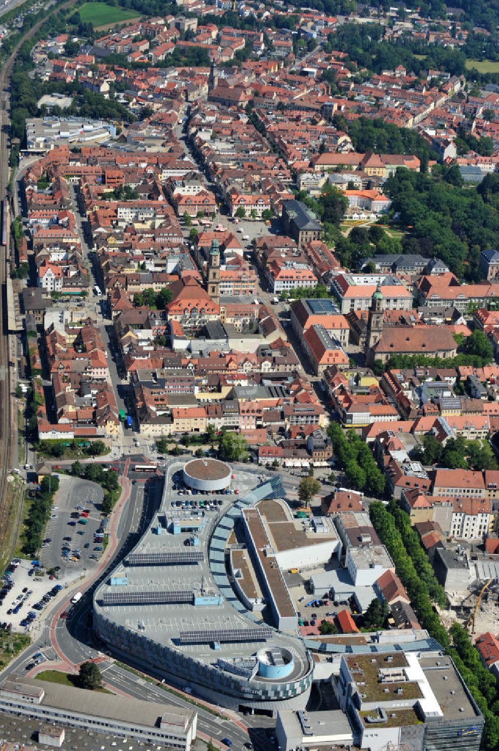 Erlangen von oben - Die ERLANGEN Arcaden in der Erlanger Innenstadt