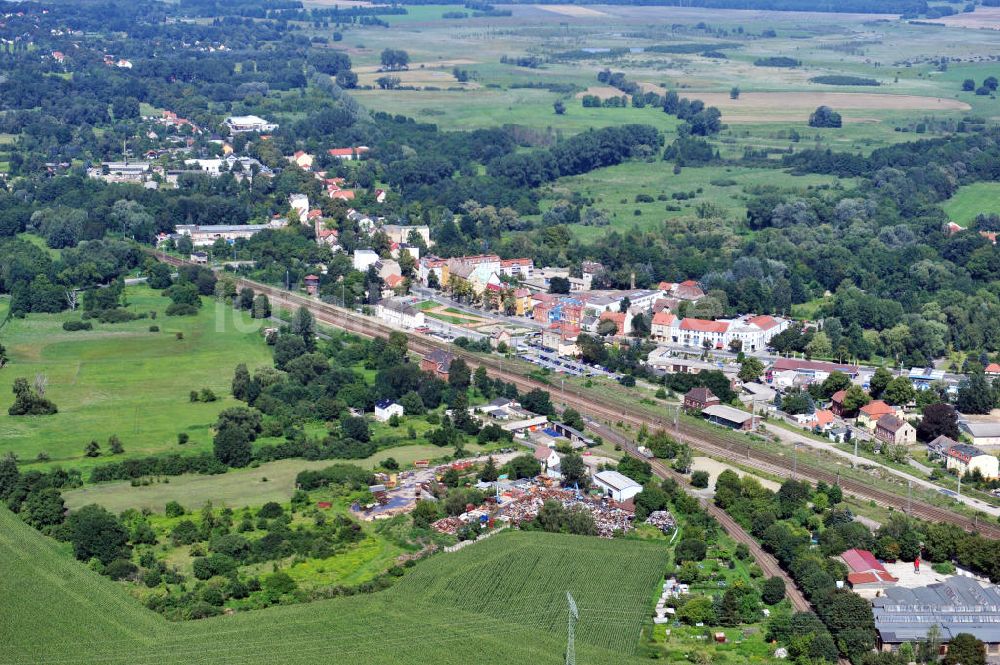 Zossen aus der Vogelperspektive: Die Fernbahnstrecke am Bahnhof von Zossen in Brandenburg