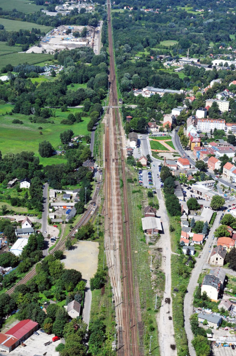 Luftbild Zossen - Die Fernbahnstrecke am Bahnhof von Zossen in Brandenburg