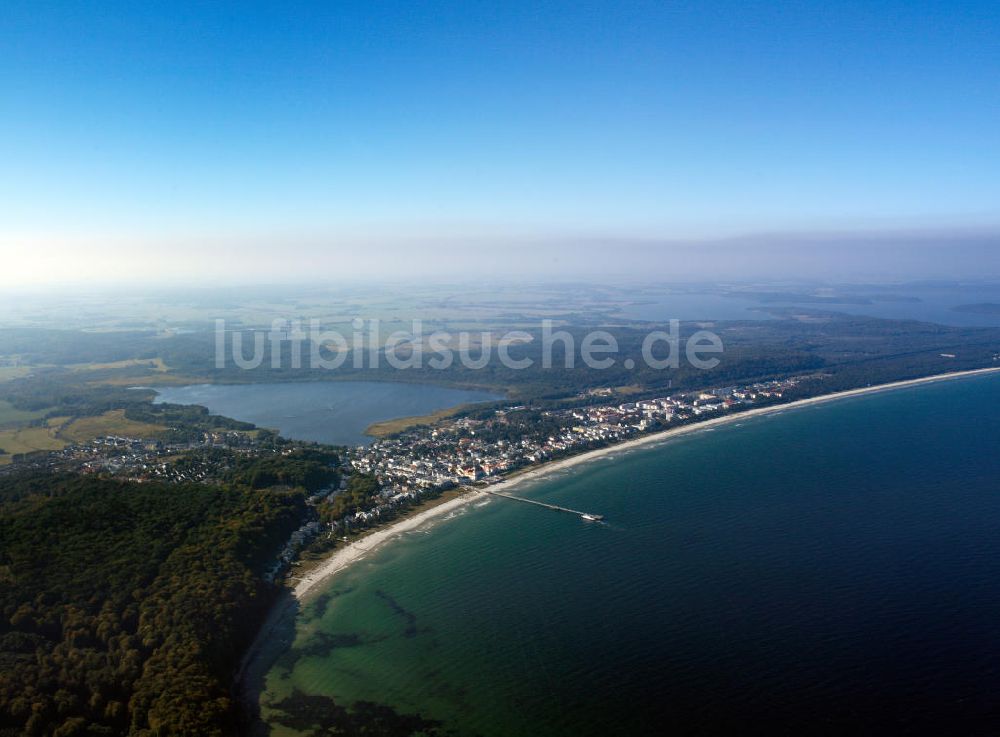 Binz von oben - Die Gemeinde Binz an der Ostküste der Insel Rügen in Mecklenburg-Vorpommern