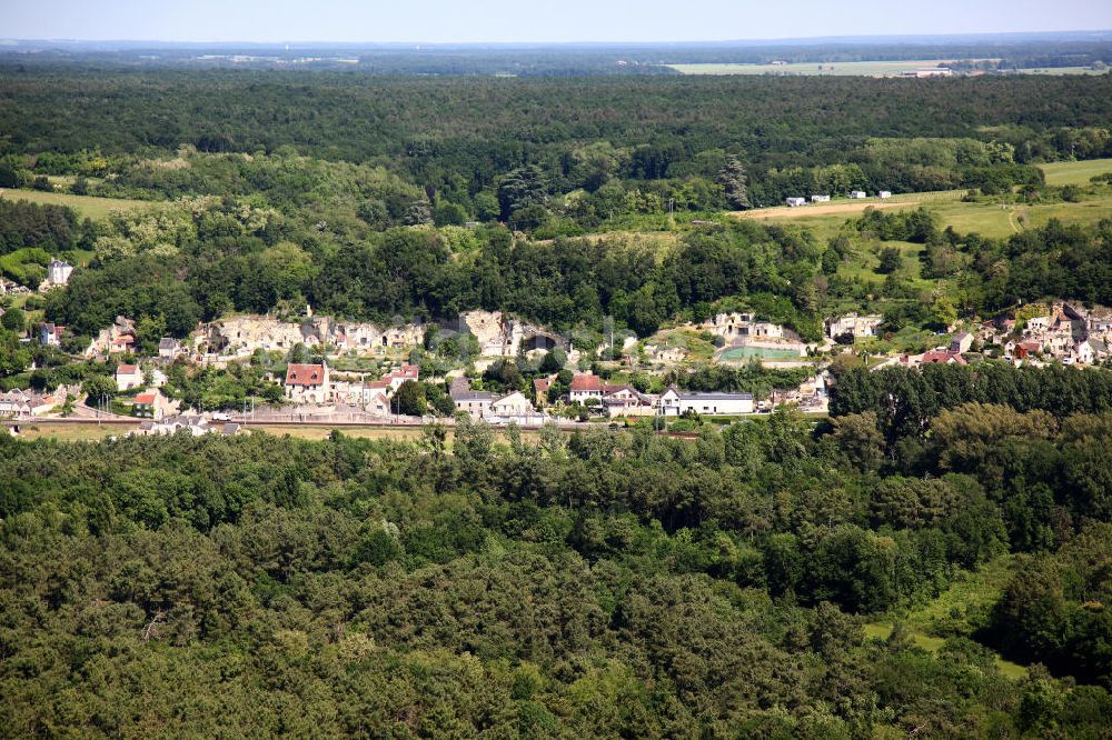 Luftbild Bourré - Die Gemeinde Bourré im Loiretal